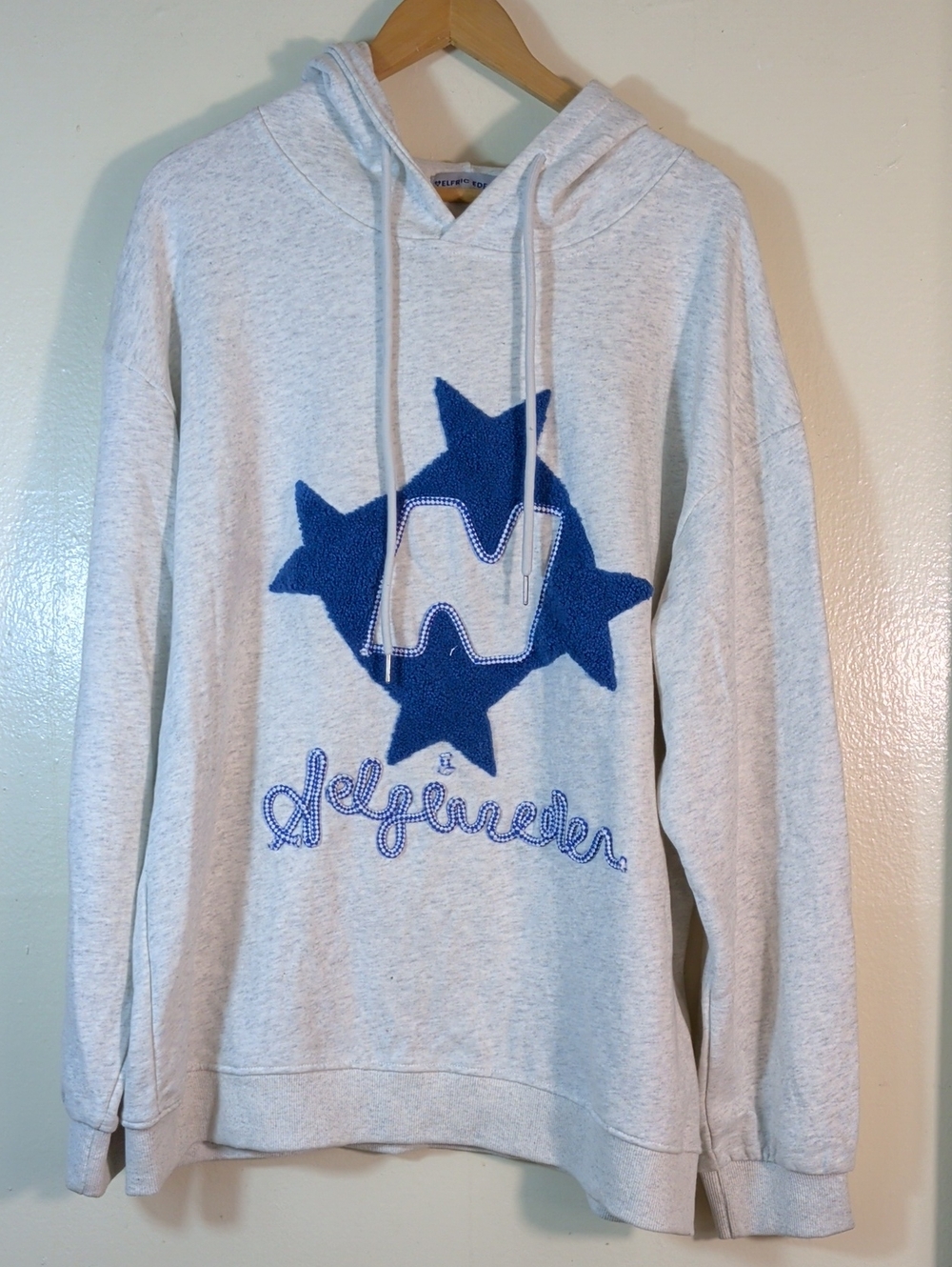 Aelfric Eden Light Gray Hoodie Sweater with Blue Star Patch